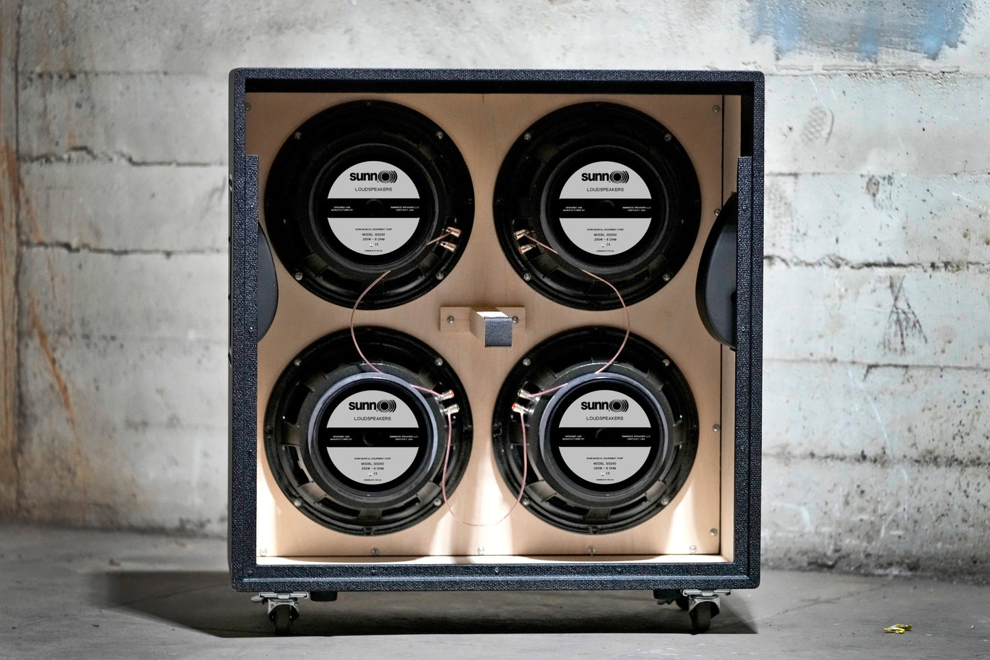 DoomBox 4 x 12" Cabinet